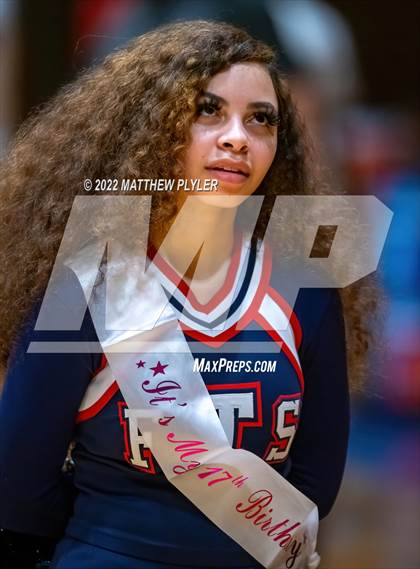 Thumbnail 1 in Terry Sanford @ Westover photogallery.