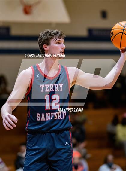 Thumbnail 1 in Terry Sanford @ Westover photogallery.