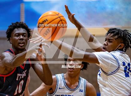 Thumbnail 1 in Terry Sanford @ Westover photogallery.