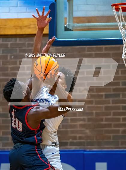 Thumbnail 3 in Terry Sanford @ Westover photogallery.
