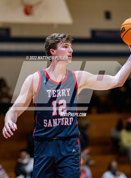 Thumbnail 3 in Terry Sanford @ Westover photogallery.