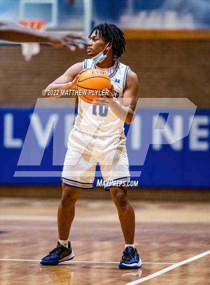 Thumbnail 2 in Terry Sanford @ Westover photogallery.