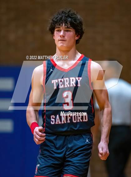 Thumbnail 3 in Terry Sanford @ Westover photogallery.