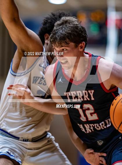 Thumbnail 2 in Terry Sanford @ Westover photogallery.