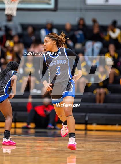 Thumbnail 3 in St. Pauls vs Fairmont (Robeson County Shootout) photogallery.