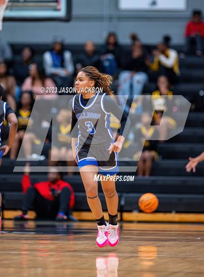 Thumbnail 1 in St. Pauls vs Fairmont (Robeson County Shootout) photogallery.