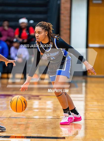 Thumbnail 1 in St. Pauls vs Fairmont (Robeson County Shootout) photogallery.