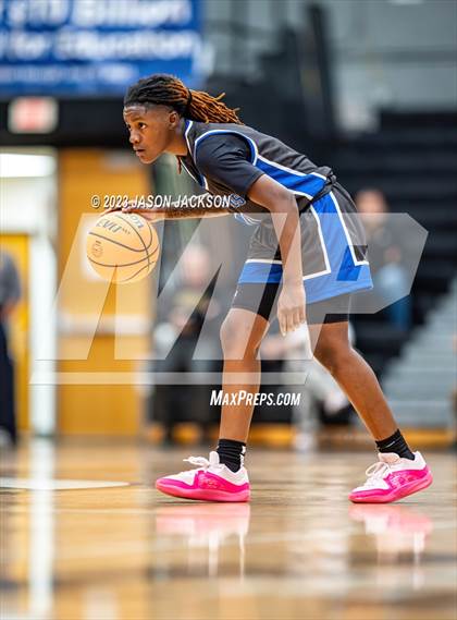 Thumbnail 2 in St. Pauls vs Fairmont (Robeson County Shootout) photogallery.