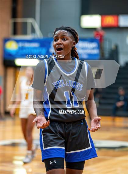 Thumbnail 3 in St. Pauls vs Fairmont (Robeson County Shootout) photogallery.