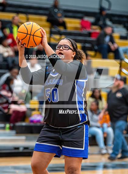 Thumbnail 1 in St. Pauls vs Fairmont (Robeson County Shootout) photogallery.
