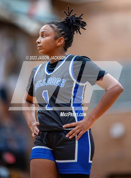 Thumbnail 1 in St. Pauls vs Fairmont (Robeson County Shootout) photogallery.