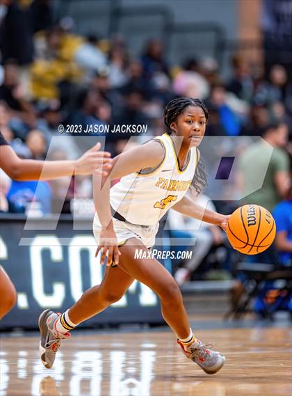 Thumbnail 1 in St. Pauls vs Fairmont (Robeson County Shootout) photogallery.