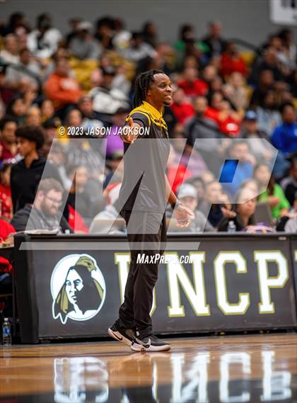 Thumbnail 1 in St. Pauls vs Fairmont (Robeson County Shootout) photogallery.