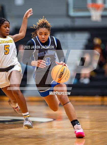 Thumbnail 1 in St. Pauls vs Fairmont (Robeson County Shootout) photogallery.