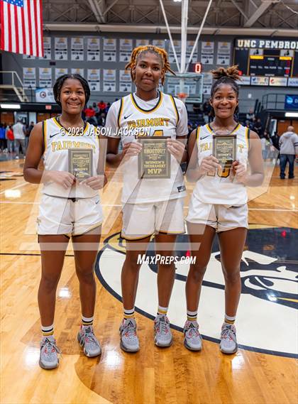 Thumbnail 3 in St. Pauls vs Fairmont (Robeson County Shootout) photogallery.