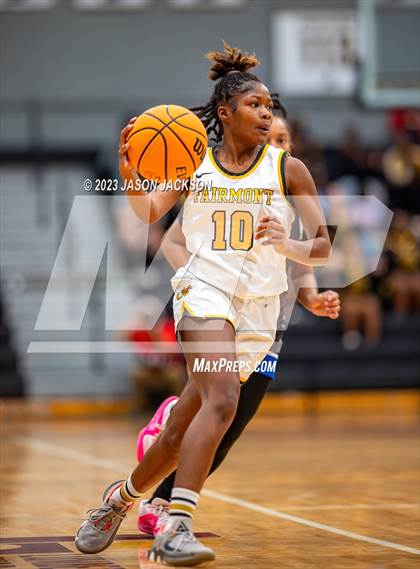Thumbnail 2 in St. Pauls vs Fairmont (Robeson County Shootout) photogallery.