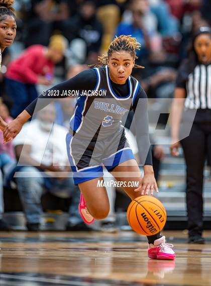 Thumbnail 1 in St. Pauls vs Fairmont (Robeson County Shootout) photogallery.