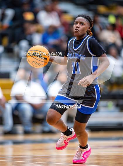 Thumbnail 2 in St. Pauls vs Fairmont (Robeson County Shootout) photogallery.