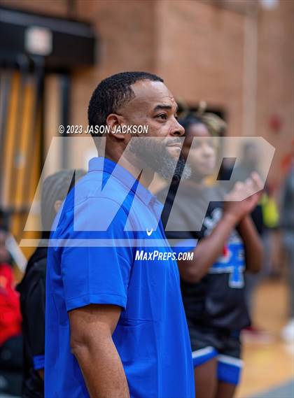 Thumbnail 3 in St. Pauls vs Fairmont (Robeson County Shootout) photogallery.