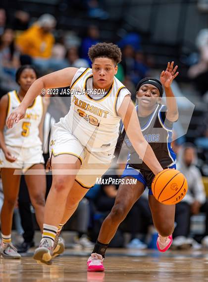Thumbnail 2 in St. Pauls vs Fairmont (Robeson County Shootout) photogallery.