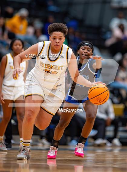 Thumbnail 3 in St. Pauls vs Fairmont (Robeson County Shootout) photogallery.