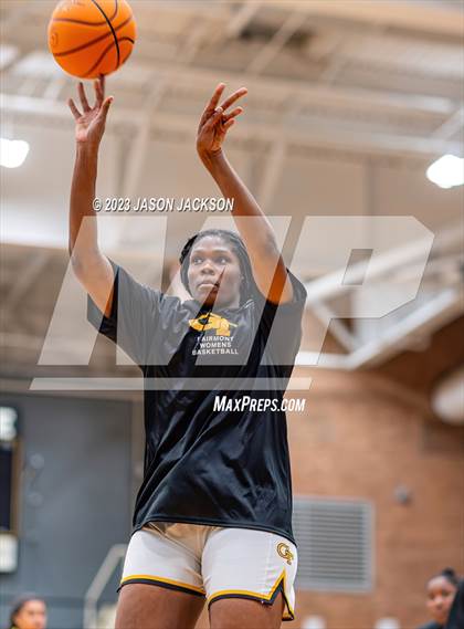 Thumbnail 2 in St. Pauls vs Fairmont (Robeson County Shootout) photogallery.