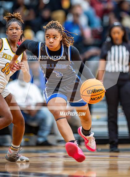 Thumbnail 1 in St. Pauls vs Fairmont (Robeson County Shootout) photogallery.