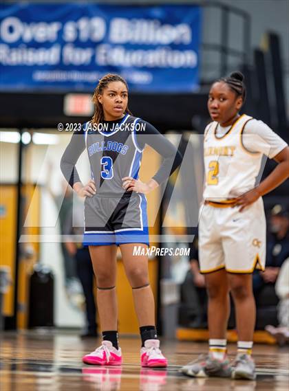 Thumbnail 3 in St. Pauls vs Fairmont (Robeson County Shootout) photogallery.