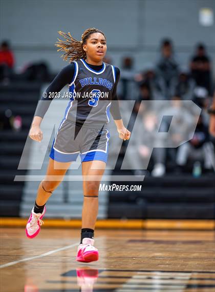 Thumbnail 1 in St. Pauls vs Fairmont (Robeson County Shootout) photogallery.