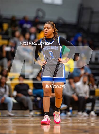 Thumbnail 3 in St. Pauls vs Fairmont (Robeson County Shootout) photogallery.