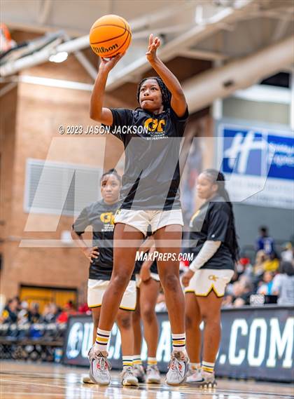 Thumbnail 3 in St. Pauls vs Fairmont (Robeson County Shootout) photogallery.