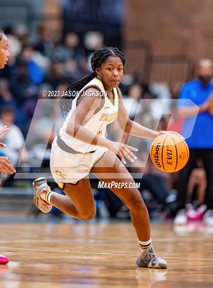 Thumbnail 2 in St. Pauls vs Fairmont (Robeson County Shootout) photogallery.