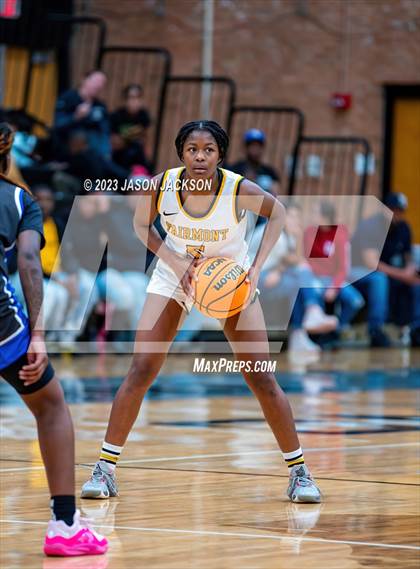 Thumbnail 3 in St. Pauls vs Fairmont (Robeson County Shootout) photogallery.