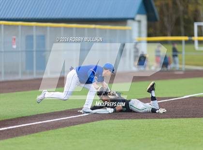 Thumbnail 1 in Tahoma @ Kentwood photogallery.