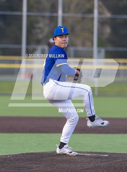 Thumbnail 1 in Tahoma @ Kentwood photogallery.
