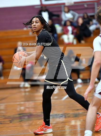 Thumbnail 2 in Burlington Township vs Gloucester Catholic (Holy Cross Prep Showcase) photogallery.