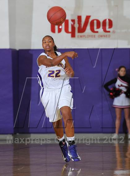 Thumbnail 1 in McPherson vs. Blue Springs photogallery.