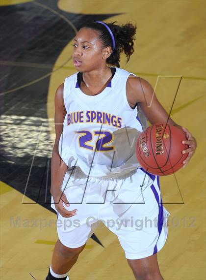 Thumbnail 2 in McPherson vs. Blue Springs photogallery.