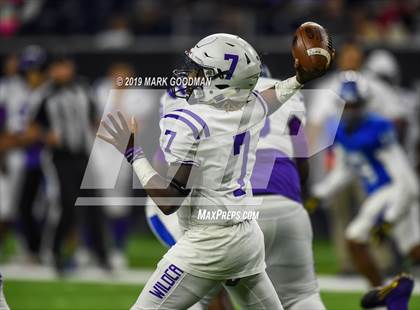 Thumbnail 1 in Katy Taylor vs Humble (UIL 6A Regional Playoff) photogallery.