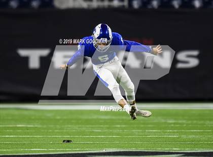 Thumbnail 3 in Katy Taylor vs Humble (UIL 6A Regional Playoff) photogallery.