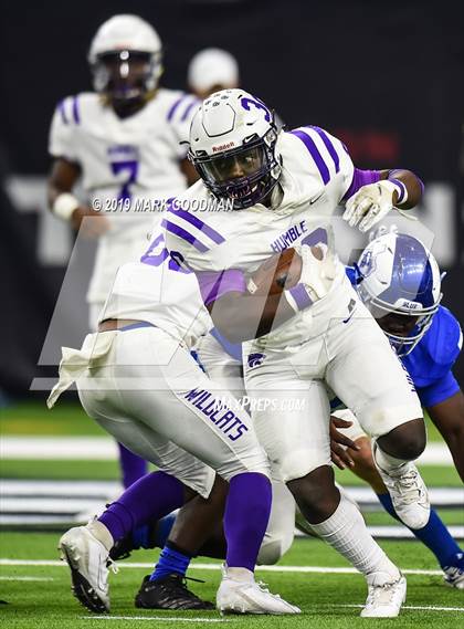 Thumbnail 3 in Katy Taylor vs Humble (UIL 6A Regional Playoff) photogallery.