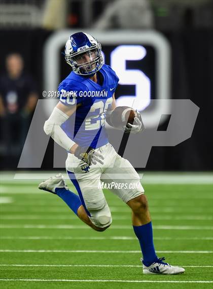 Thumbnail 1 in Katy Taylor vs Humble (UIL 6A Regional Playoff) photogallery.