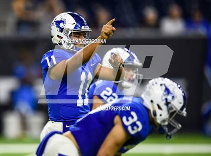 Thumbnail 2 in Katy Taylor vs Humble (UIL 6A Regional Playoff) photogallery.