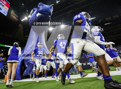 Thumbnail 1 in Katy Taylor vs Humble (UIL 6A Regional Playoff) photogallery.