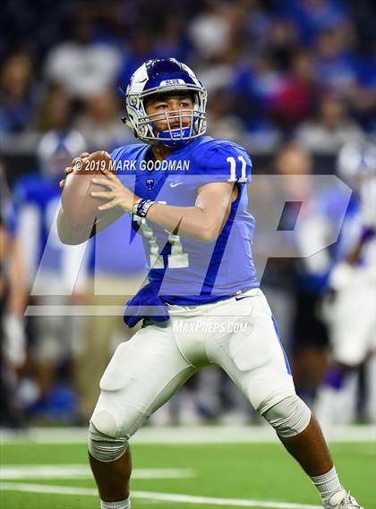 Thumbnail 1 in Katy Taylor vs Humble (UIL 6A Regional Playoff) photogallery.