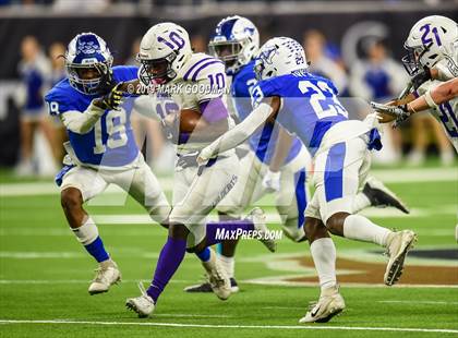 Thumbnail 2 in Katy Taylor vs Humble (UIL 6A Regional Playoff) photogallery.