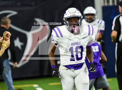 Thumbnail 2 in Katy Taylor vs Humble (UIL 6A Regional Playoff) photogallery.