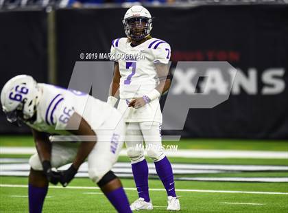 Thumbnail 2 in Katy Taylor vs Humble (UIL 6A Regional Playoff) photogallery.