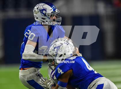 Thumbnail 2 in Katy Taylor vs Humble (UIL 6A Regional Playoff) photogallery.