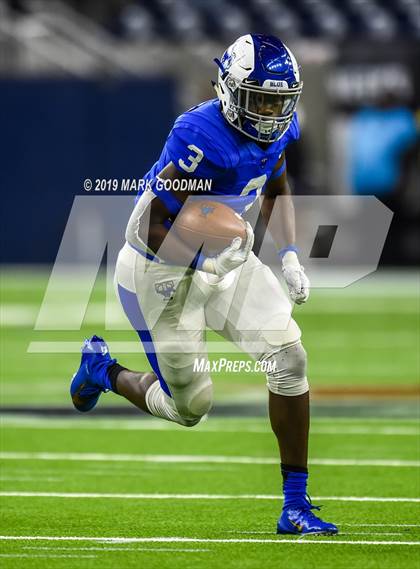 Thumbnail 1 in Katy Taylor vs Humble (UIL 6A Regional Playoff) photogallery.